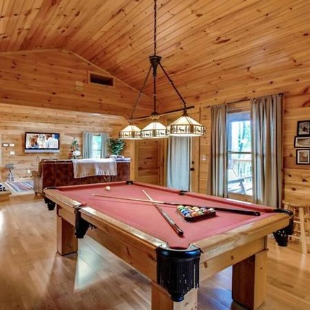 Vila Great Location Pool Table Hot Tub Gatlinburg Exteriér fotografie